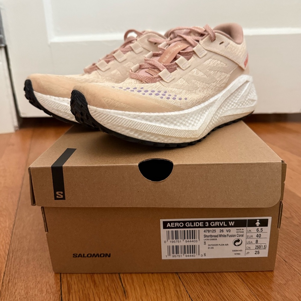 Salomon Women's Beige Pink Athletic Running Shoes - Picture 2 of 6